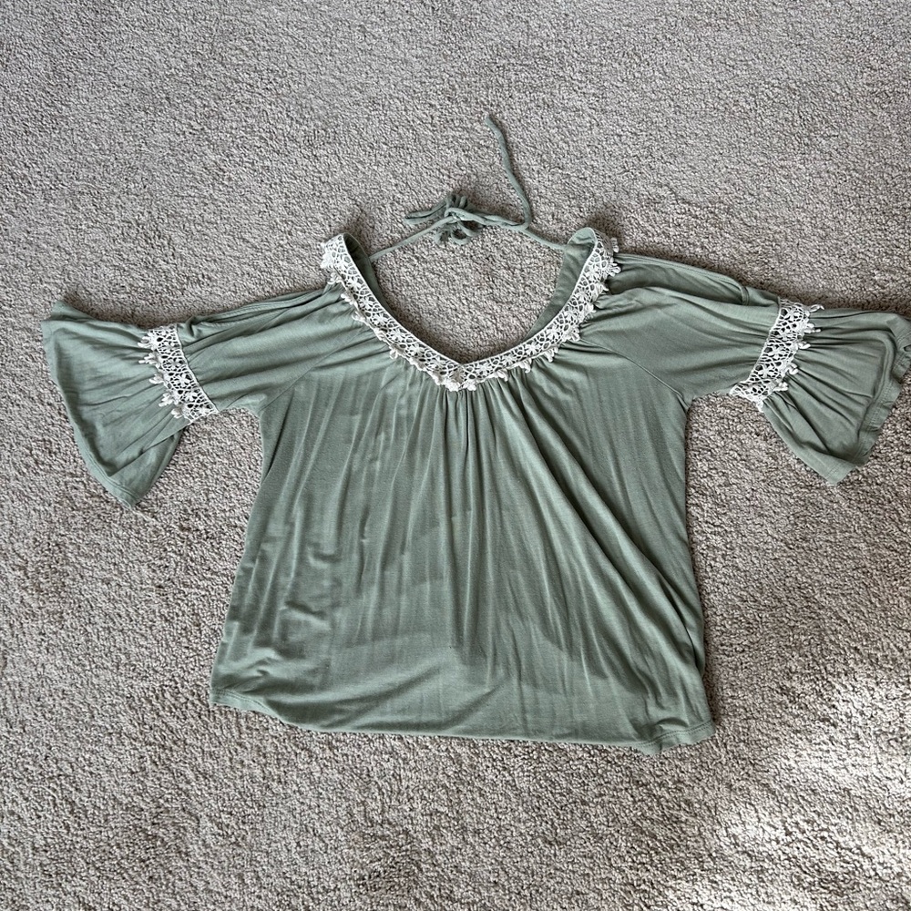 Elegant Sage Green Lace Blouse - Picture 2 of 4